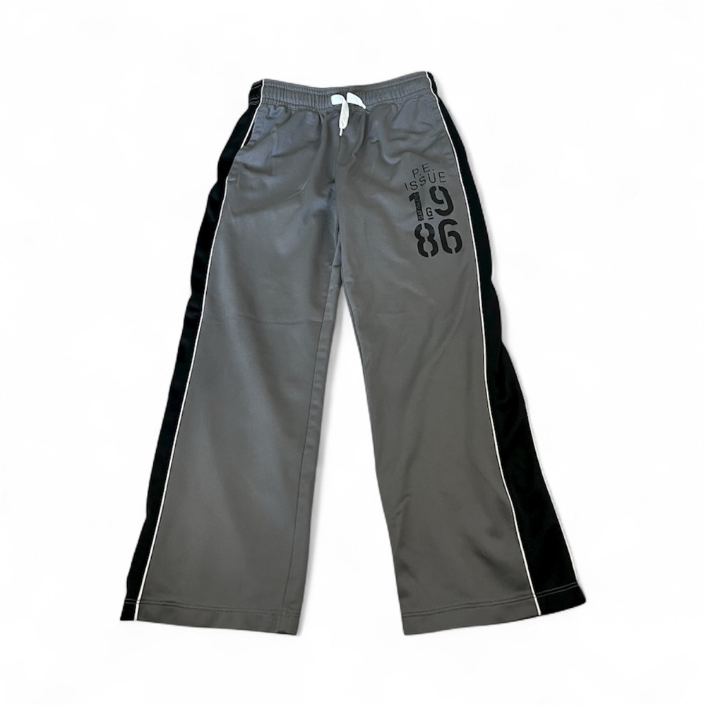 ⚫️GAP: Boy size M, gray w/black stripes & logo track pants, preowned⚫️